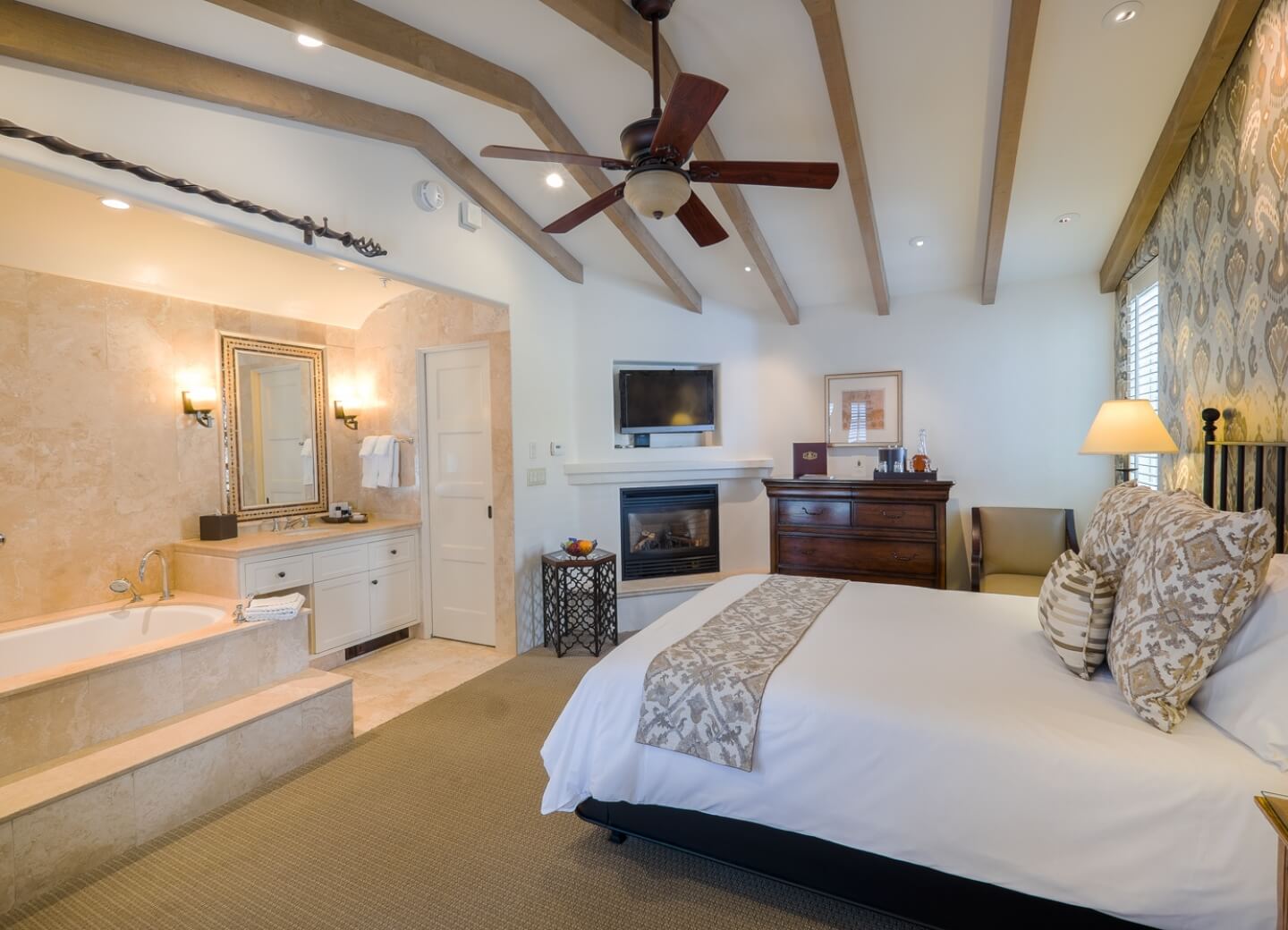 Cypress Inn Room